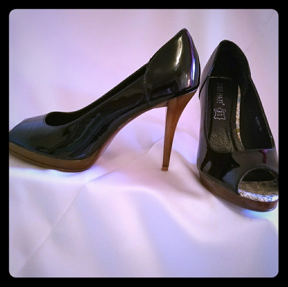 Parisian black patent peep toes